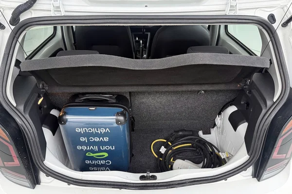 Volkswagen Up! (2022) — foto 6 van 33
