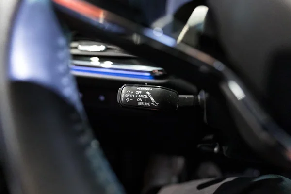 Škoda Enyaq iV (2023) — foto 19 van 35