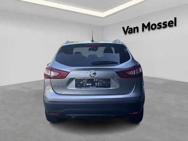 Nissan QASHQAI (2016) — foto 11 van 17