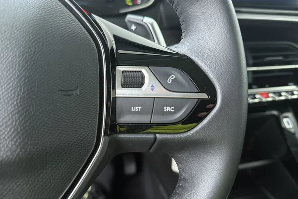 Peugeot 208 (2025) — foto 7 van 19