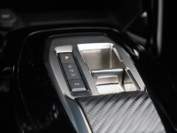 Peugeot 2008 (2022) — foto 10 van 43