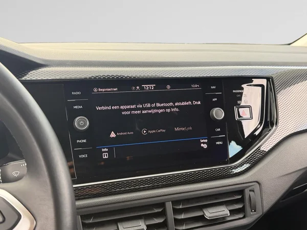 VOLKSWAGEN Polo (2023) — foto 8 van 20