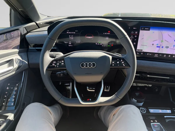 AUDI A6 Sportback e-tron (2026) — foto 4 van 24
