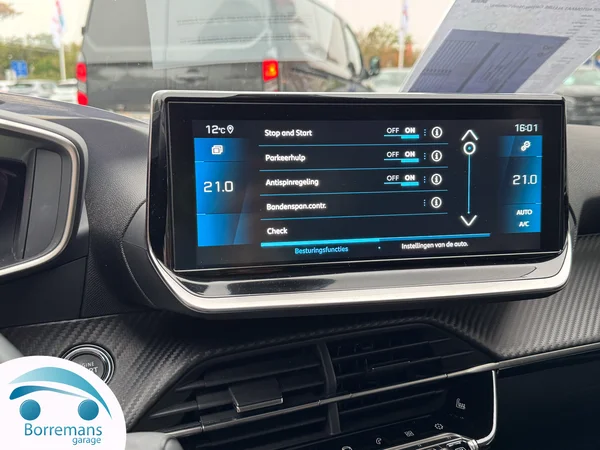 Peugeot 208 (2022) — foto 20 van 34