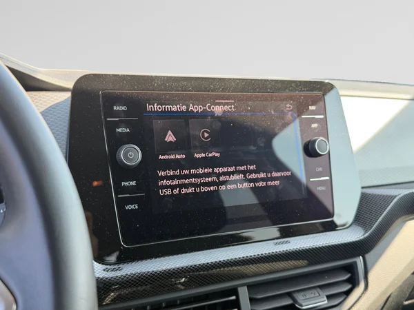 VOLKSWAGEN T-Cross (2025) — foto 8 van 17