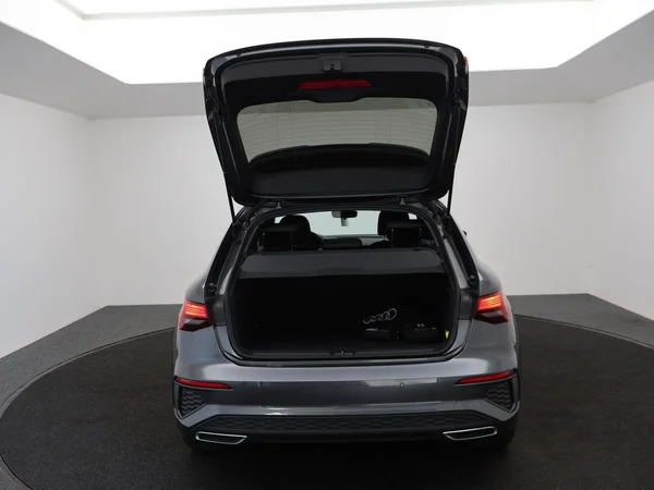 AUDI A3 Sportback PHEV (2024) — foto 10 van 25