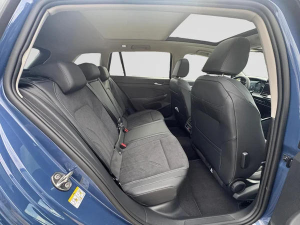 VOLKSWAGEN Golf VIII SW (2026) — foto 19 van 19