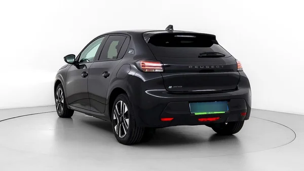 Peugeot E-208 (2025) — foto 23 van 64