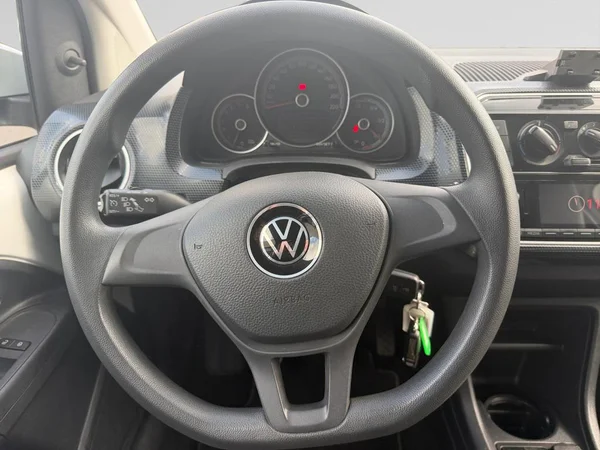 VOLKSWAGEN Up! (2021) — foto 15 van 17
