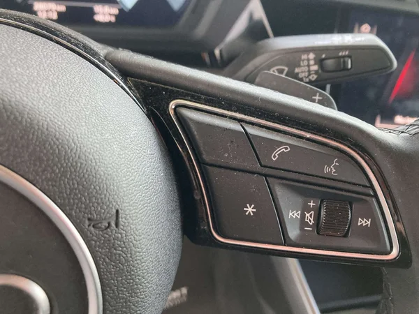 Audi A3 (2024) — foto 9 van 19