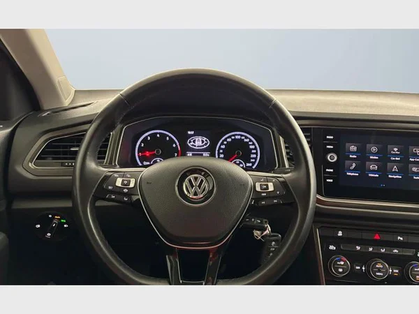 Volkswagen T-Roc (2020) — foto 3 van 15