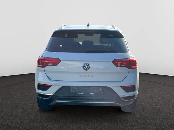 VOLKSWAGEN T-Roc (2021) — foto 15 van 20