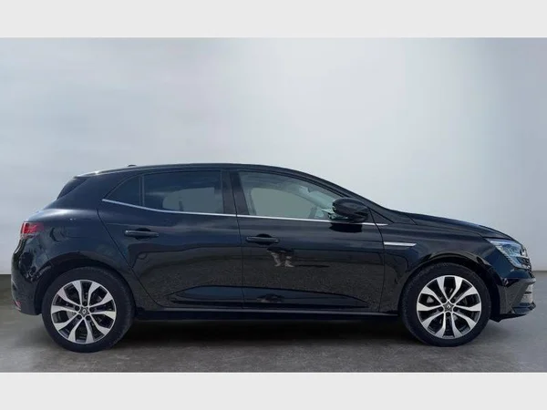 Renault Mégane Berline Phase II (2023) — foto 26 van 29
