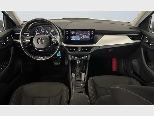 Skoda Kamiq (2020) — foto 2 van 15