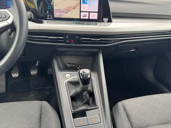 VOLKSWAGEN Golf VIII (2020) — foto 14 van 17