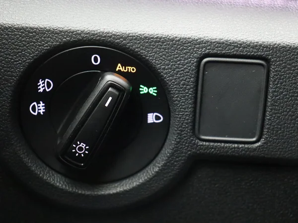VOLKSWAGEN T-Cross (2024) — foto 4 van 18