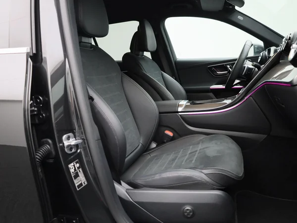 Mercedes-Benz GLC (2025) — foto 32 van 45