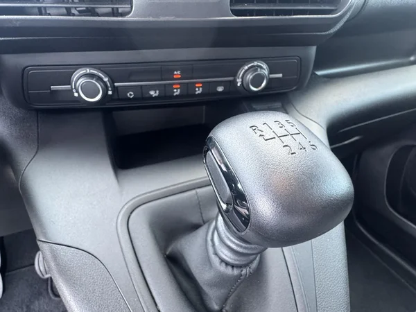 Opel Combo (2023) — foto 18 van 27