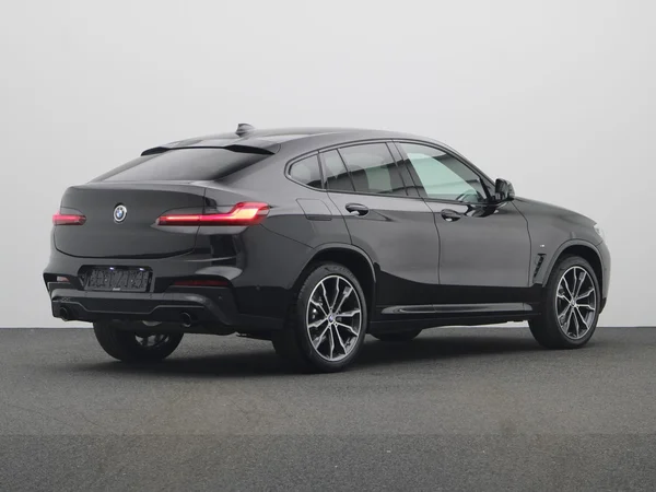 BMW X4 (G02) (2021) — foto 12 van 22