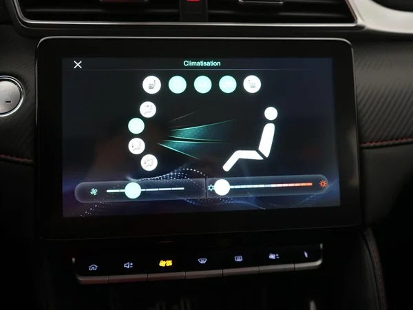 MG ZS (2024) — foto 14 van 24