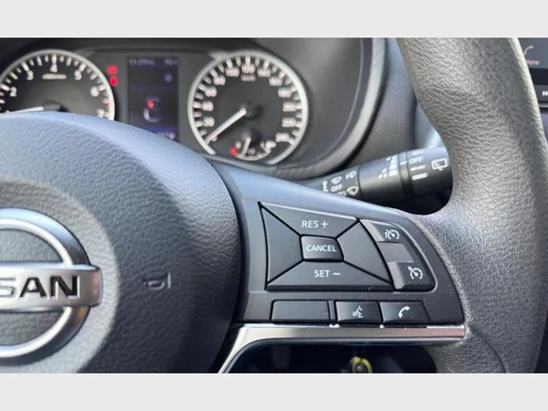 Nissan JUKE (2020) — foto 8 van 25