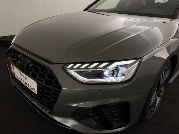 AUDI A4 (2023) — foto 24 van 30