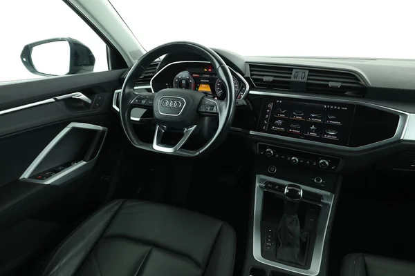 Audi Q3 (2023) — foto 4 van 16