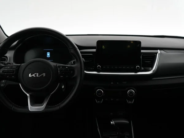 Kia Stonic (2024) — foto 18 van 20