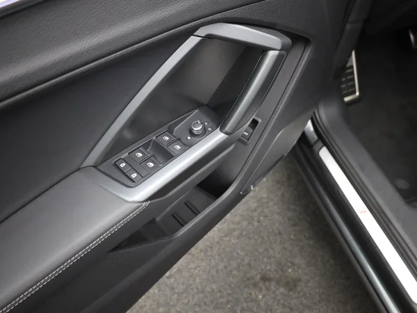 AUDI Q3 (2019) — foto 6 van 22