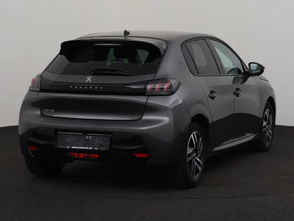 PEUGEOT 208 (2022) — foto 20 van 26