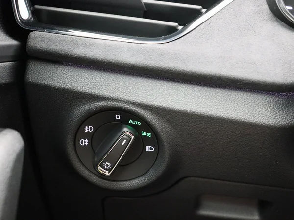 SKODA Scala (2024) — foto 9 van 21