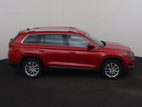 SKODA Kodiaq (2019) — foto 24 van 28