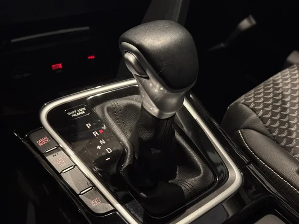 Kia Ceed (2024) — foto 10 van 21