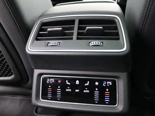 AUDI Q8 e-tron Sportback (2024) — foto 3 van 31