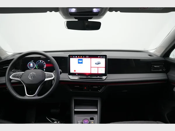 VOLKSWAGEN Tiguan eHybrid (PHEV) (2025) — foto 8 van 30