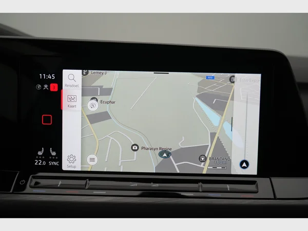 VOLKSWAGEN Golf VIII eHybrid (PHEV) (2020) — foto 28 van 31
