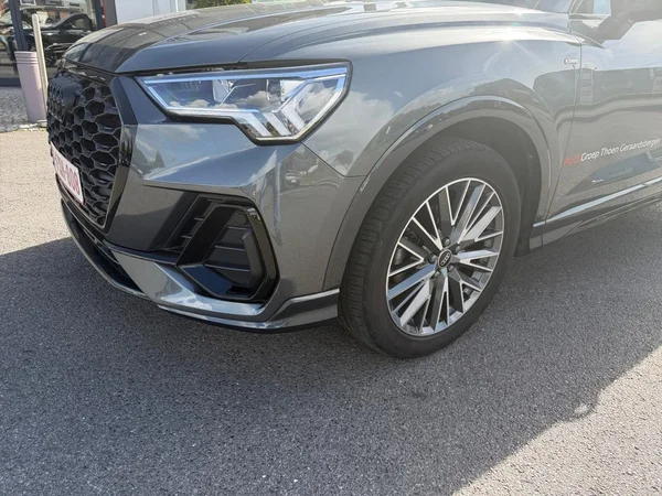 AUDI Q3 Sportback (2024) — foto 16 van 24