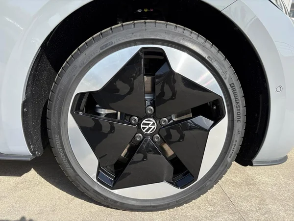 VOLKSWAGEN ID.3 (2026) — foto 15 van 24