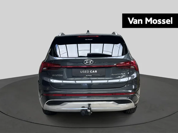 Hyundai Santa Fe (2021) — foto 17 van 23