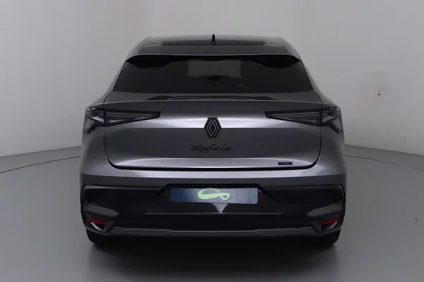 Renault Rafale E-TECH (HEV) (2025) — foto 31 van 36