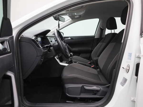 Volkswagen Polo (2024) — foto 3 van 37