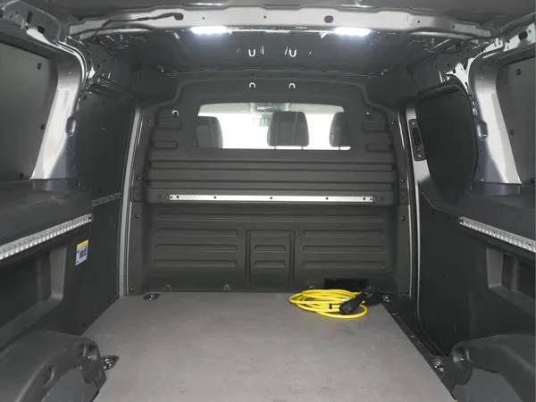 VOLKSWAGEN ID.Buzz (2025) — foto 4 van 44