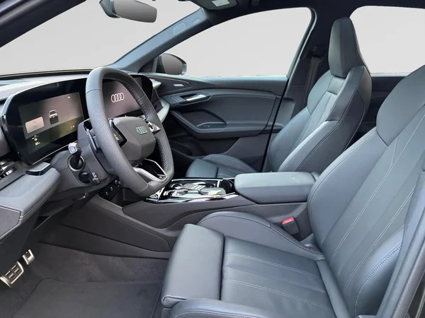 AUDI Q6 e-tron (2026) — foto 11 van 16
