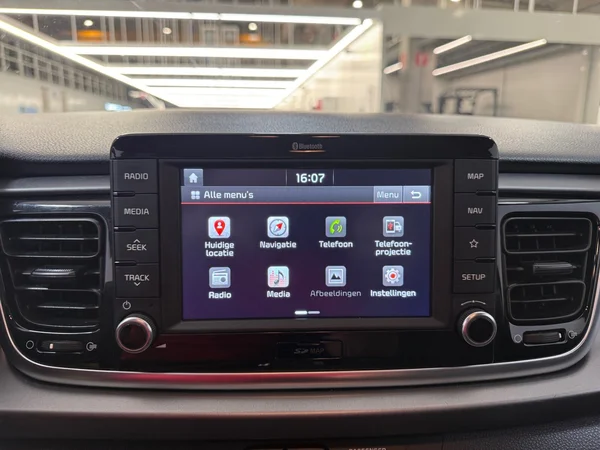 Kia Rio (2018) — foto 15 van 29