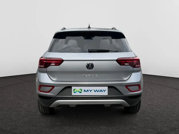 VOLKSWAGEN T-Roc (2022) — foto 17 van 20