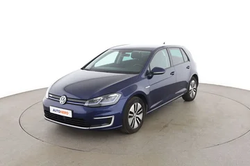 Volkswagen Golf c7d211d0-960a-485e-94bf-1cfe6f571354