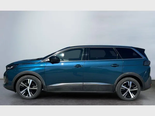 Peugeot 5008 (2022) — foto 28 van 30
