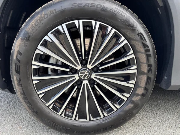 VOLKSWAGEN Tayron (2025) — foto 16 van 24