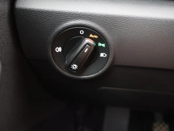 VOLKSWAGEN T-Roc (2023) — foto 19 van 23