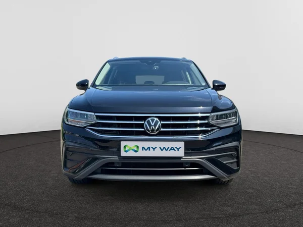 VOLKSWAGEN Tiguan Allspace (2023) — foto 10 van 21